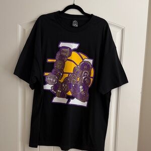 LA Lakers black T-shirt